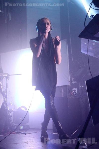 IAMX - 2022-06-10 - PARIS - Petit Bain - 